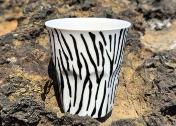 “Zebra” Espresso XL – El Yapımı Zebra Desenli Porselen Espresso Bardağı